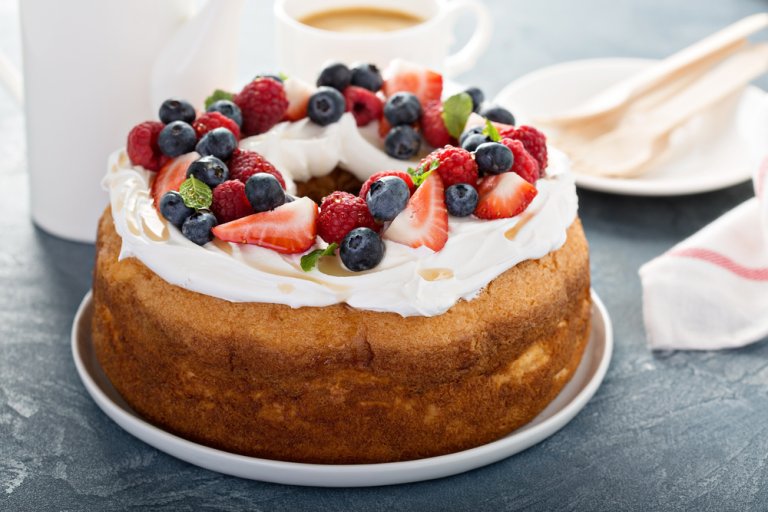 What to Serve with Angel Food Cake – 8 Side Dish Idea