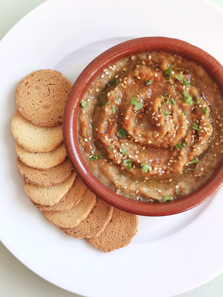 What To Eat With Baba Ganoush: 20+ Delicious Side Dishes
