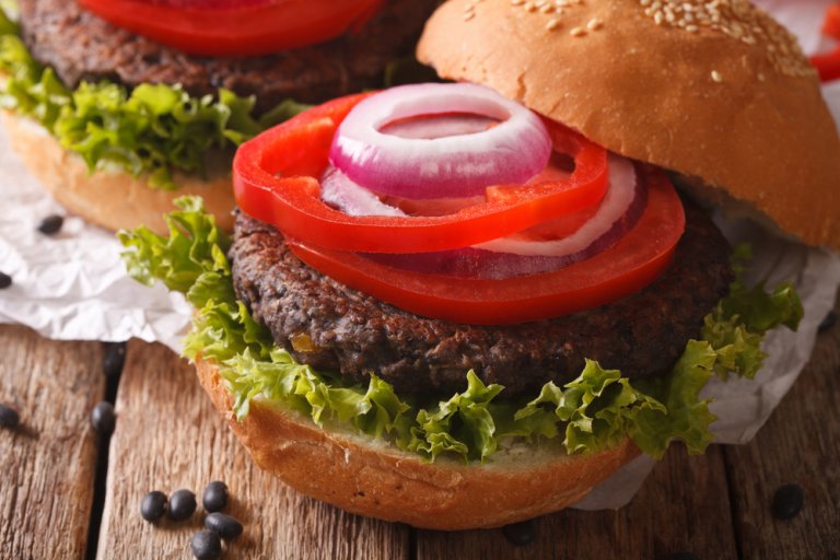 What to Serve with Black Bean Burgers (8 Yummy Side Dishes )