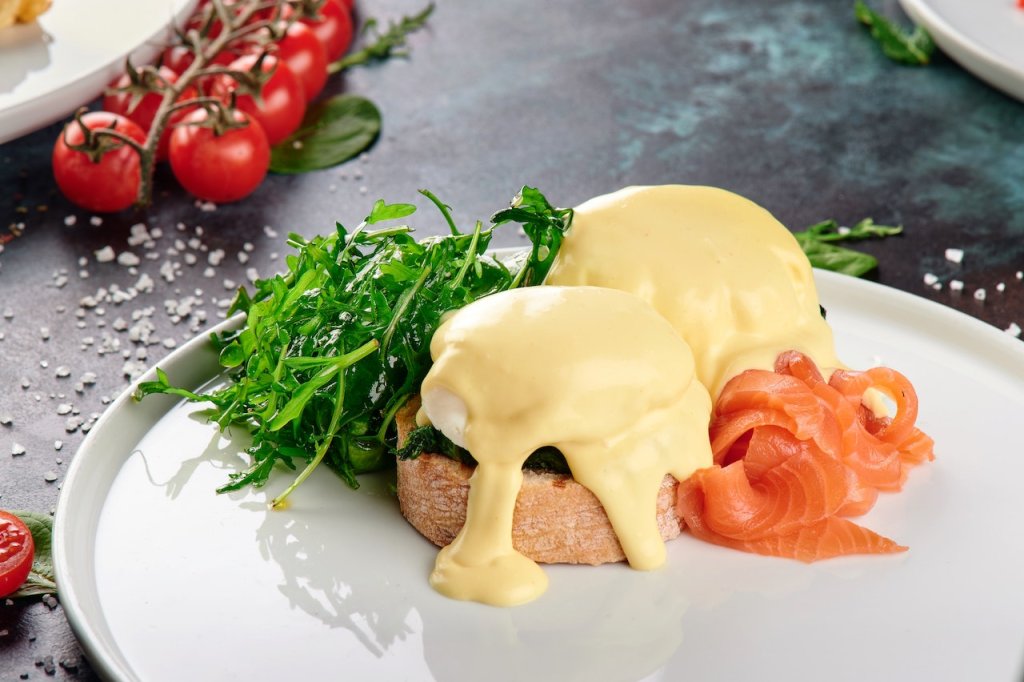 What Goes With Hollandaise Sauce 24+ Sides to Try A Chef