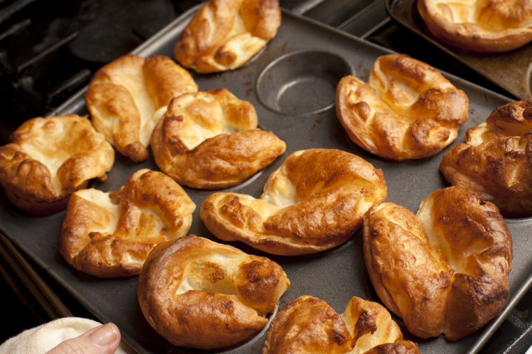 What to Eat with Yorkshire Pudding – 15 Amazing Dishes to Try